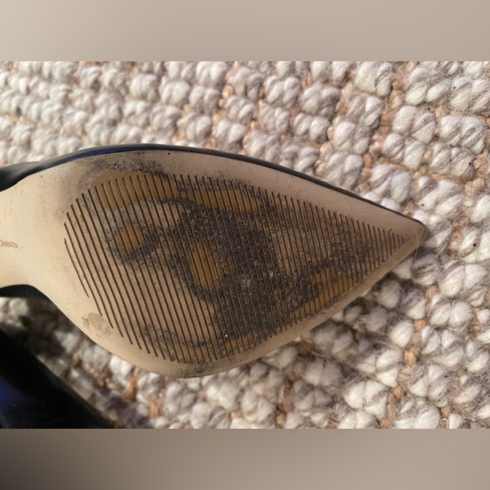 BCBG Treasure black pointed toe pumps - Picture 7 of 14